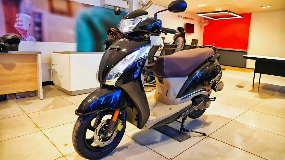 TVS Jupiter 125 Black